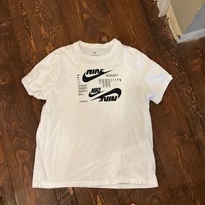 Nike tee for sale